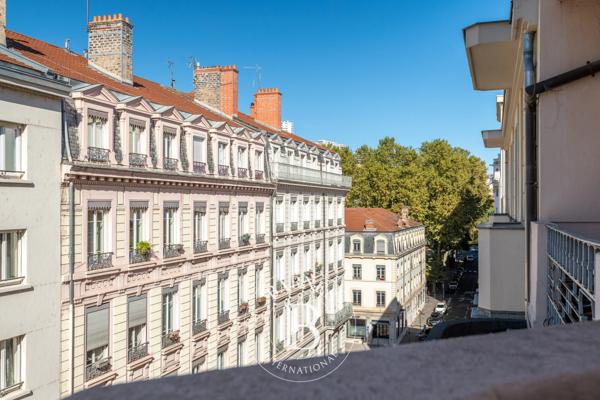 Lyon 6ème, Appartement 2 Chambres -  166 m² à vendre