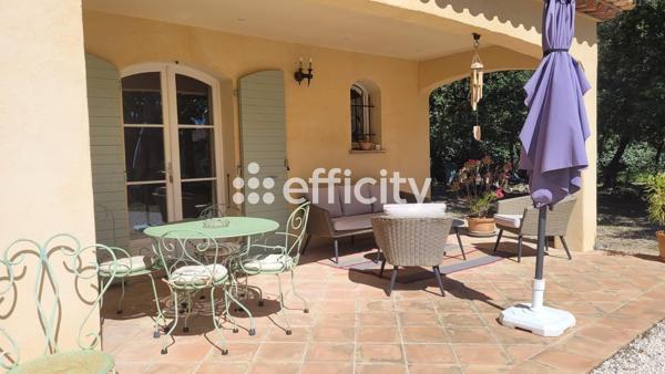 Maison
         5 pièces
        - 230 m²