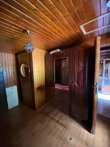 Puymoyen. Ensemble immobilier avec carrières