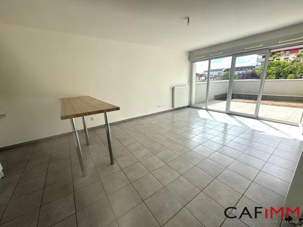 DECINES-T3-63m²-Terrasse- Garage