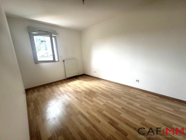 DECINES-T3-63m²-Terrasse- Garage