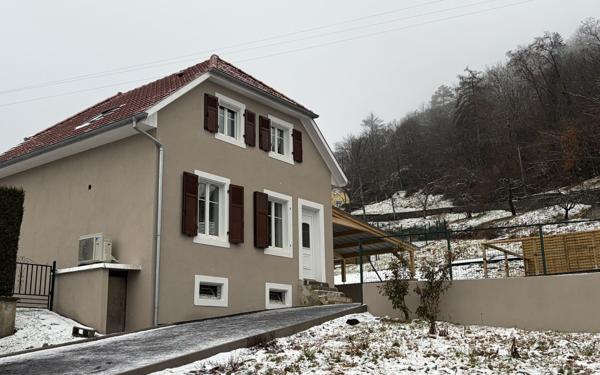 Maison à vendre    3 pièces • 80 m2 Fellering