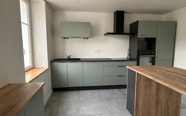 Maison à vendre    3 pièces • 80 m2 Fellering