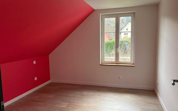 Maison à vendre    3 pièces • 80 m2 Fellering