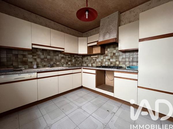 Maison à vendre 7 pièces 153 m² Aÿ-Champagne