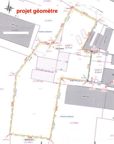 Terrain de 771 m²