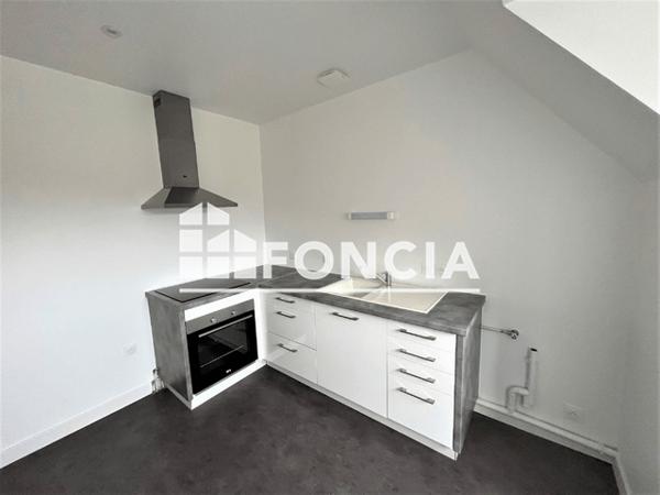 Location Studio 31.09 m² - 45 RUE DE PARIS Flers 61100
