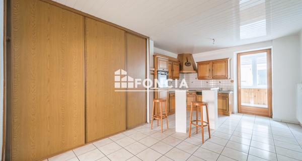 À vendre Appartement 3 pièces 98.62 m² - Thann 68800