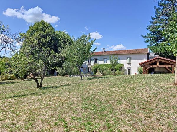 Maison Frontonas 6 chambres vue dégagée dépendance