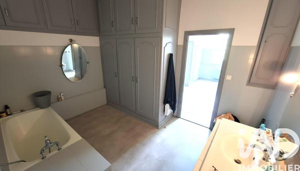 Immeuble à vendre 234 m² Moissac