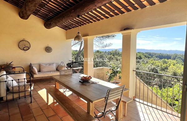 A vendre - Maison au calme absolu - Luberon sud - vue dominante et nature sauvage
