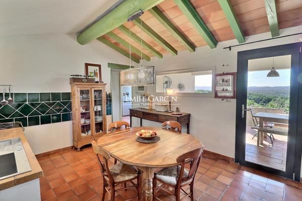 A vendre - Maison au calme absolu - Luberon sud - vue dominante et nature sauvage
