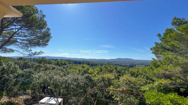 A vendre - Maison au calme absolu - Luberon sud - vue dominante et nature sauvage