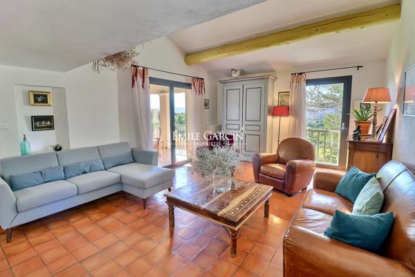 A vendre - Maison au calme absolu - Luberon sud - vue dominante et nature sauvage