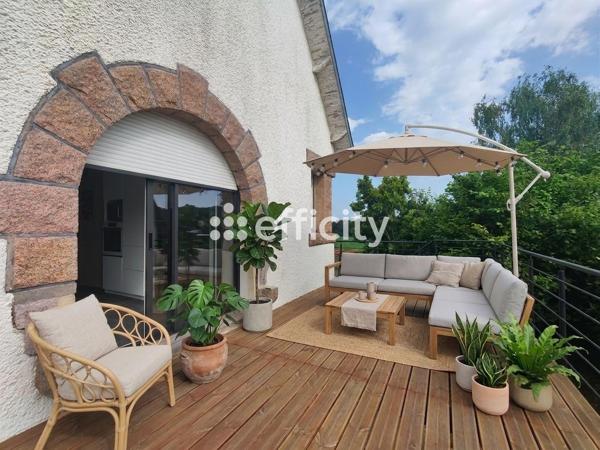 Maison
         5 pièces
        - 116 m² 334 900 € *