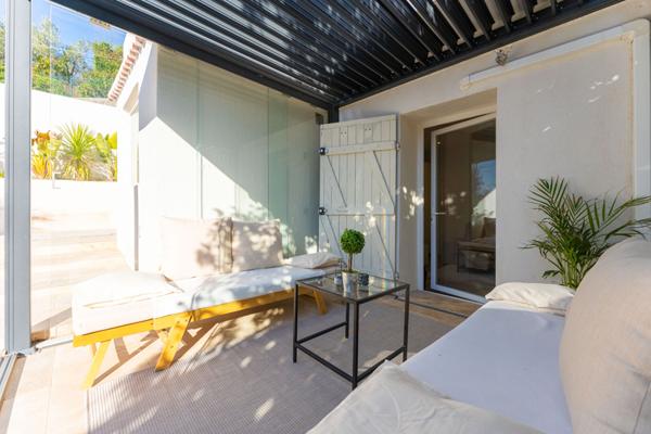 Appartement type 2 avec jardin et piscine