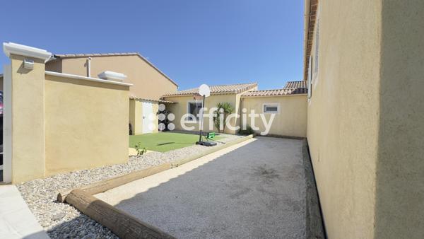Maison
         5 pièces
        - 135 m² 449 000 € *