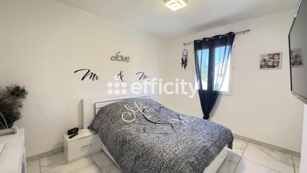 Maison
         5 pièces
        - 135 m² 449 000 € *