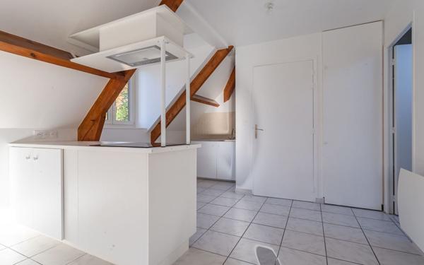 Appartement à louer    2 pièces • 62,65 m2 Chilly-Mazarin