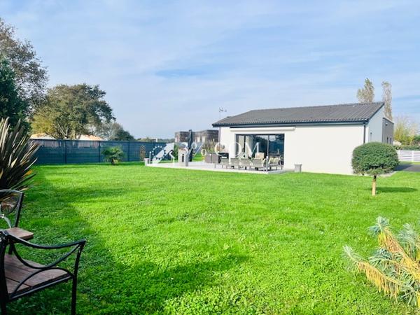 CONTEMPORAINE 2019 MAISON SAINT-PHILBERT-DE-GRAND-LIEU Saint-Philbert-de-Grand-Lieu (44310)