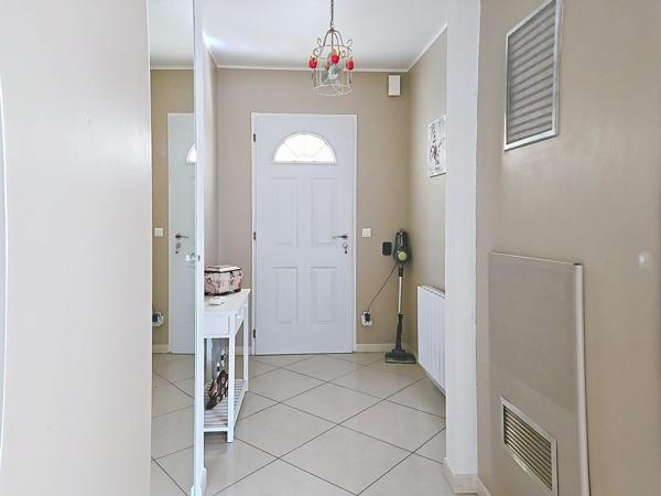 À Castelnaudary – Maison familiale avec piscine sur plus de 5 000 m² de terrain arboré