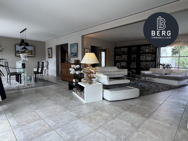 Maison à vendre Carnac – 210 M2 au calme et baigné de lumière