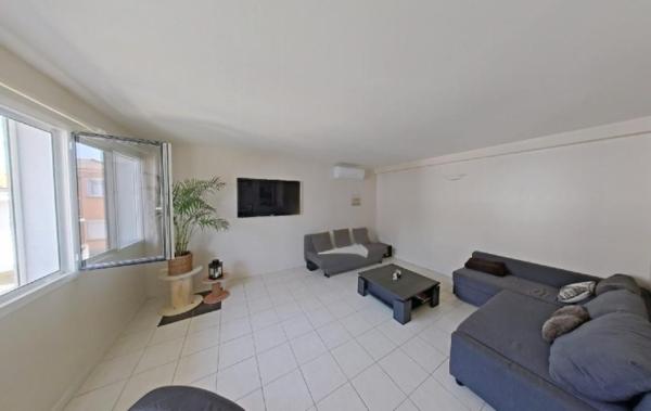 Vente Maison de ville en impasse rénové(e) Le grau-d'agde   