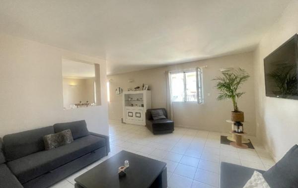 Vente Maison de ville en impasse rénové(e) Le grau-d'agde   