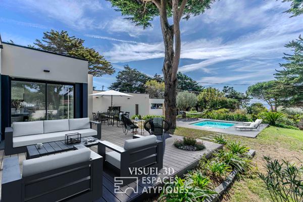 Villa contemporaine avec sa piscine et sa vue mer