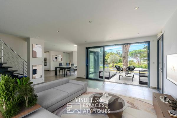 Villa contemporaine avec sa piscine et sa vue mer