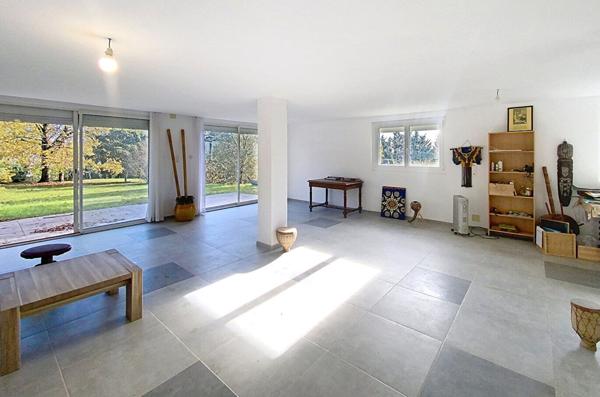 Grande maison familiale avec dépendances et vue imprenable sur la nature à Piquecos