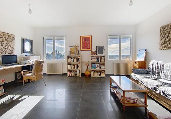 Grande maison familiale avec dépendances et vue imprenable sur la nature à Piquecos