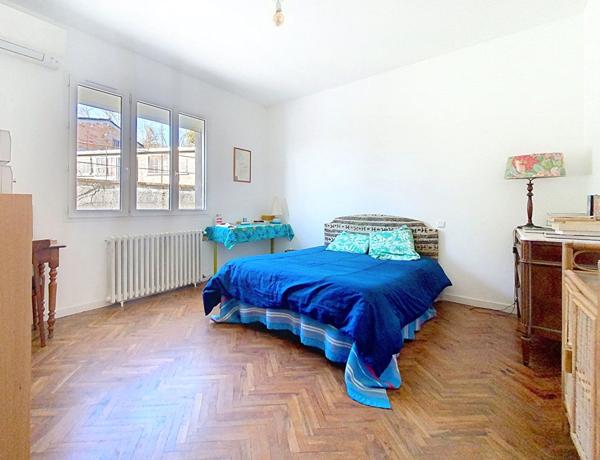 Grande maison familiale avec dépendances et vue imprenable sur la nature à Piquecos