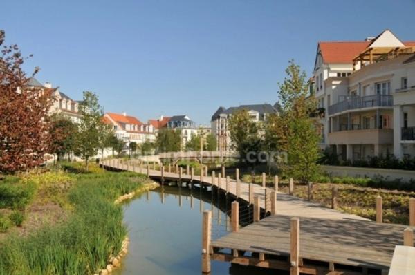 Appartement avec grand jardin - 3 pièces LE PLESSIS ROBINSON (92)
