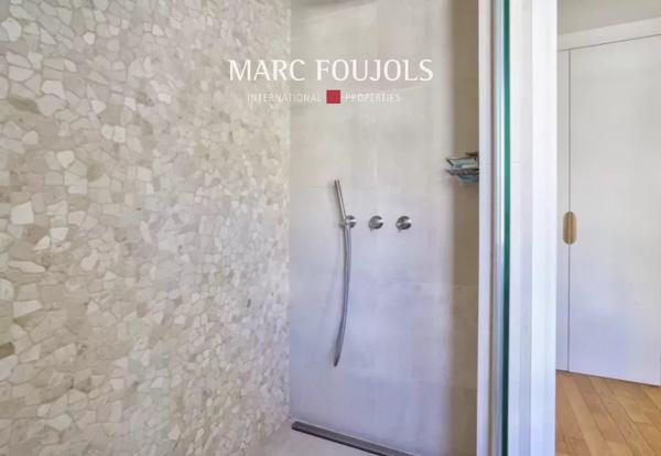 Paris XVI – Trocadéro appartement de 130 m² au dernier étage avec balcons