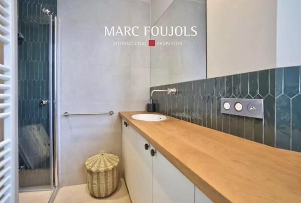 Paris XVI – Trocadéro appartement de 130 m² au dernier étage avec balcons