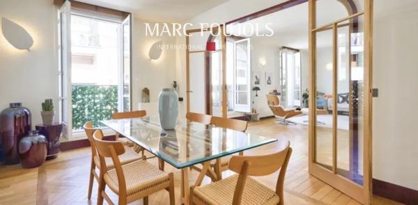 Paris XVI – Trocadéro appartement de 130 m² au dernier étage avec balcons