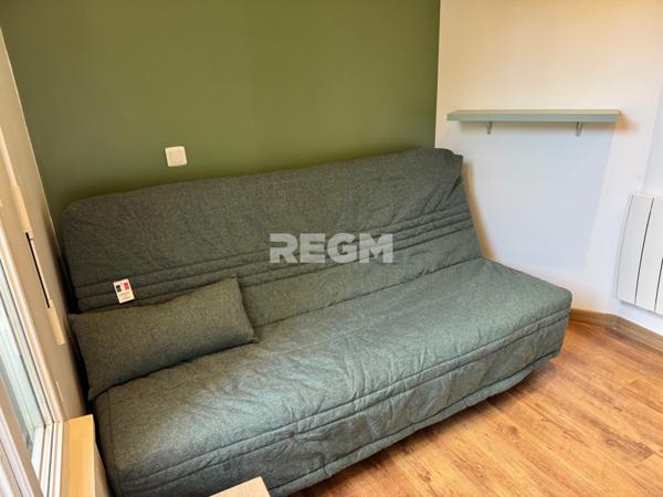 Montrouge (92120) Métro Mairie de Montrouge Ligne 4, studio meublé