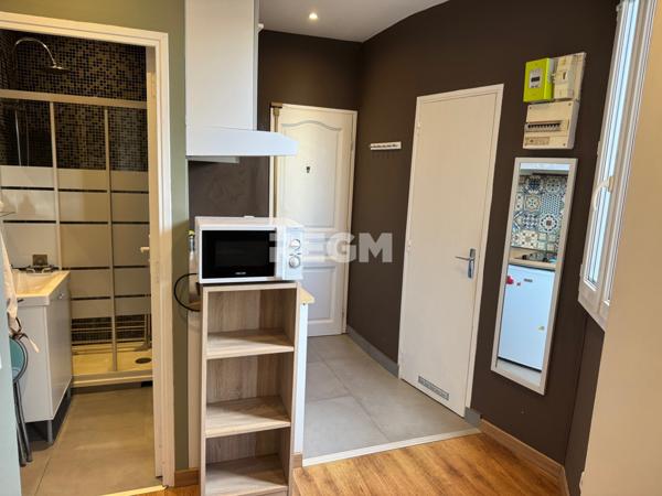 Montrouge (92120) Métro Mairie de Montrouge Ligne 4, studio meublé