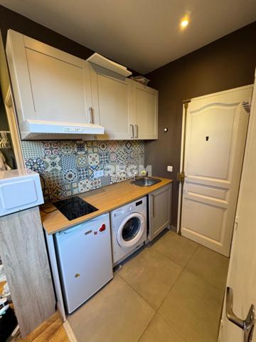 Montrouge (92120) Métro Mairie de Montrouge Ligne 4, studio meublé