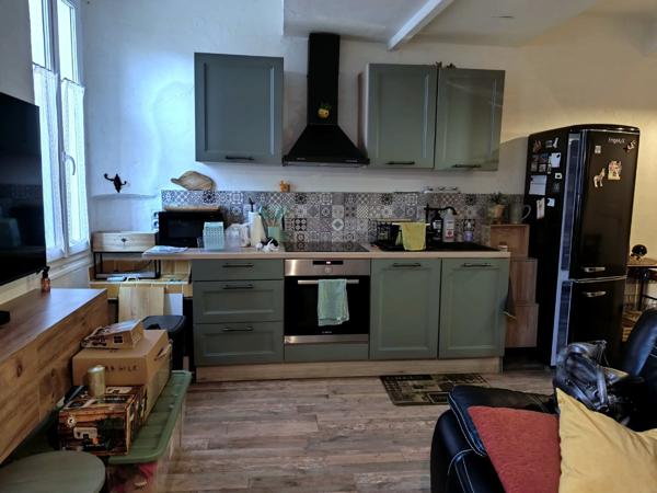 Appartement à GONFARON (83590)