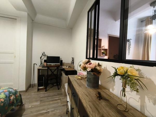 Appartement à GONFARON (83590)