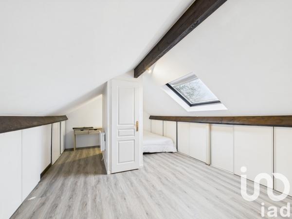 Maison 7 pièces de 101 m² à Évry (91000)