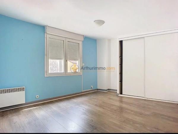 Vente                                                      Appartement
                        
                     3 pièces                      59 m2                     à Perpignan