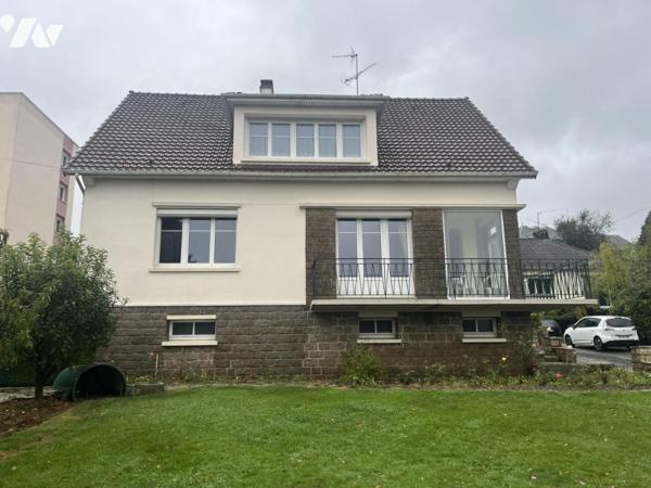 Pavillon sur sous-sol à DOMFRONT