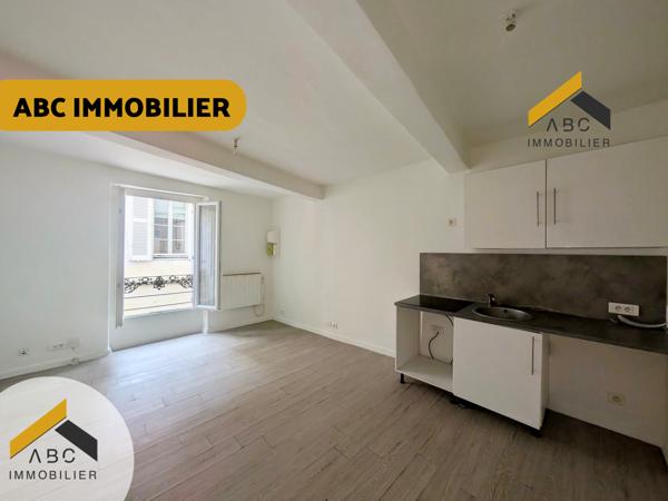 Orange (84100) DUPLEX 53 m2 - DEUX CHAMBRES - CENTRE VILLE D’ORANGE