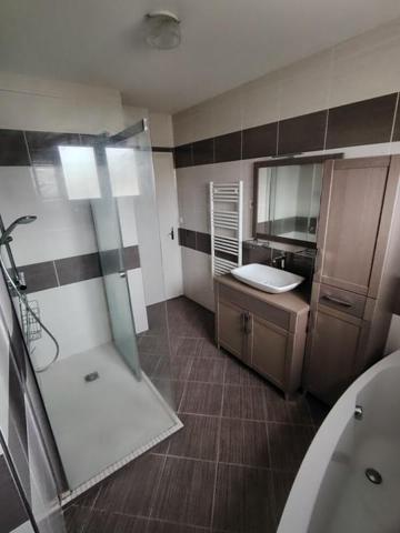 Entre Montoire S/L et la Chartre S/L, pavillon tout confort de plain pied