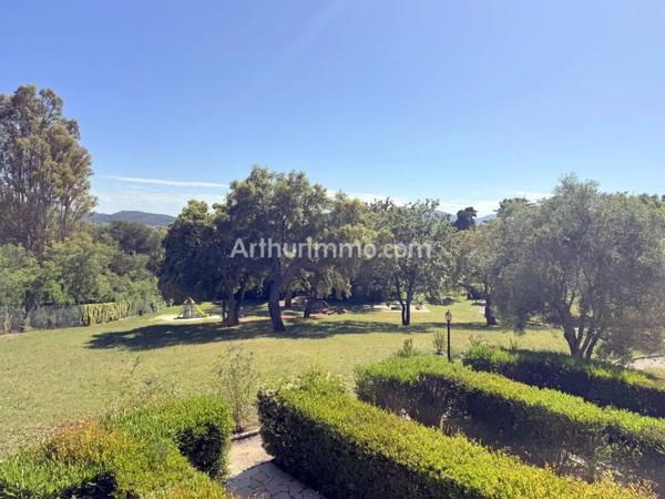 Vente                                                      Appartement
                        
                     2 pièces                      27 m2                     à Grimaud