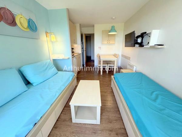 Vente                                                      Appartement
                        
                     2 pièces                      27 m2                     à Grimaud