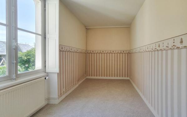 Maison à vendre    8 pièces • 232 m2 Olivet